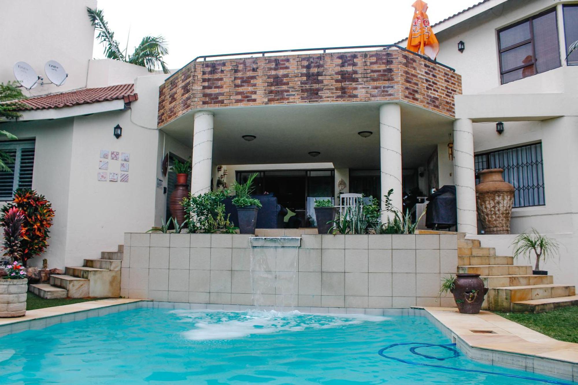 La Dolce Vita Umhlanga Guesthouse Durban Buitenkant foto
