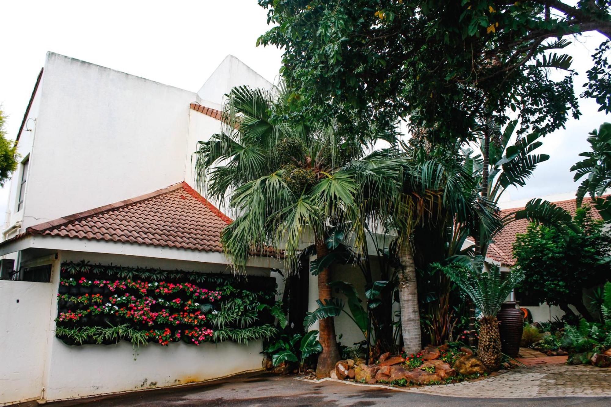 La Dolce Vita Umhlanga Guesthouse Durban Buitenkant foto