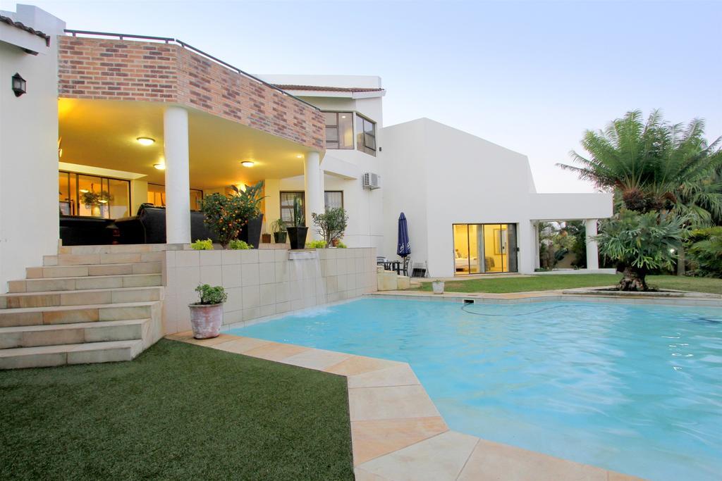 La Dolce Vita Umhlanga Guesthouse Durban Buitenkant foto