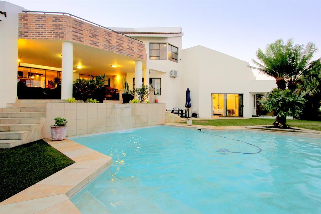 La Dolce Vita Umhlanga Guesthouse Durban Buitenkant foto